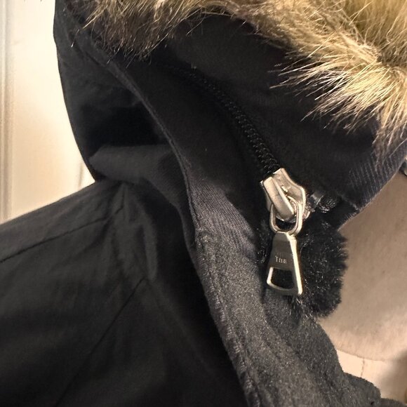 Aritzia Tna Avoriaz Parka – Black – Size(M - Picture 8 of 16